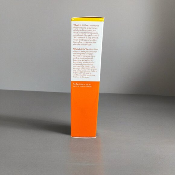 Dr. Dennis Gross All-Physical Lightweight Wrinkle Defense Sunscreen SPF 30 PA+++ - Picture 4 of 6